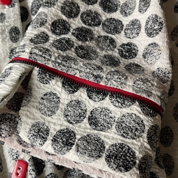 Super fun and classy jacket - Picture 4 of 8